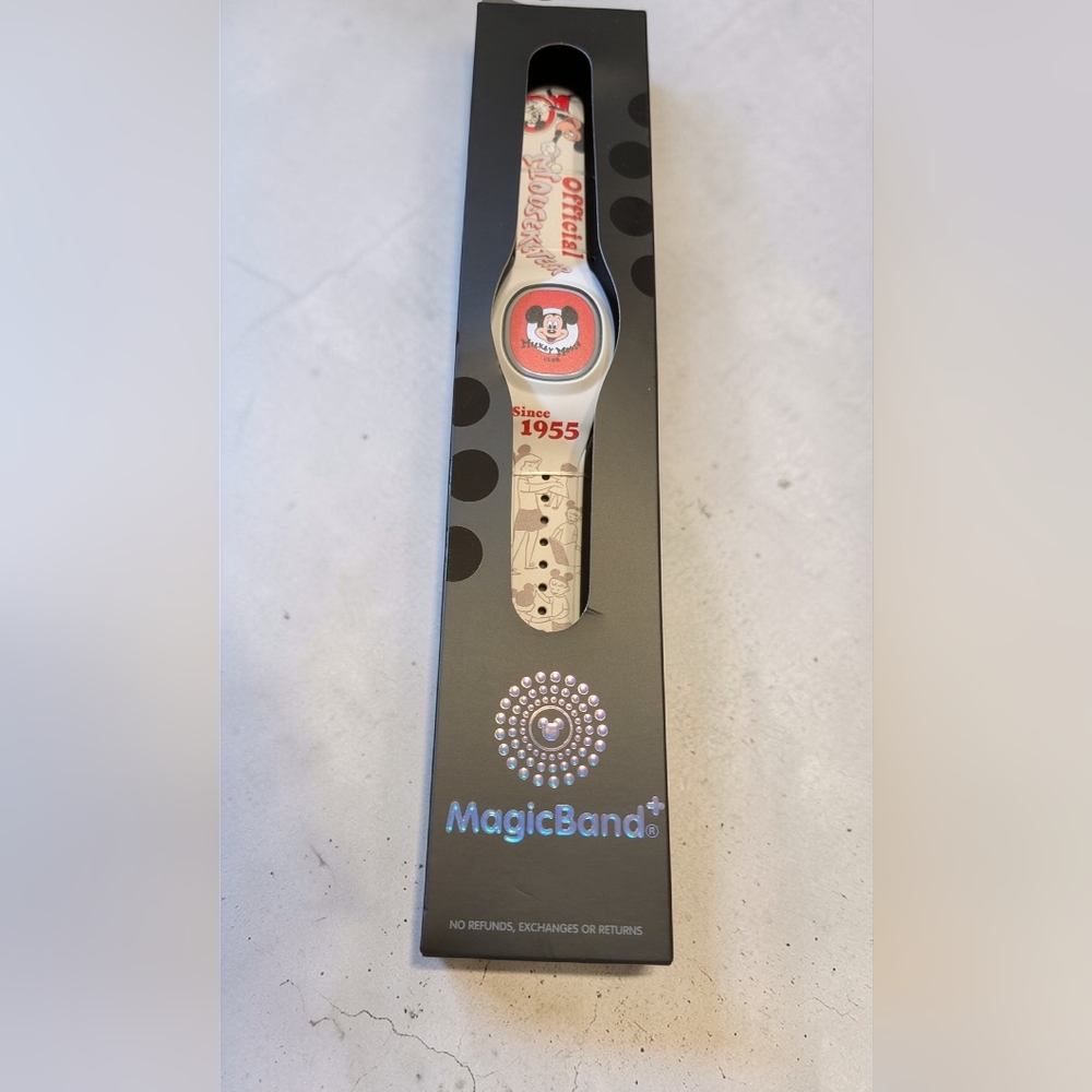 New MagicBand+ Disney Mickey Mouse  Mouseketeer Cream and Red Band